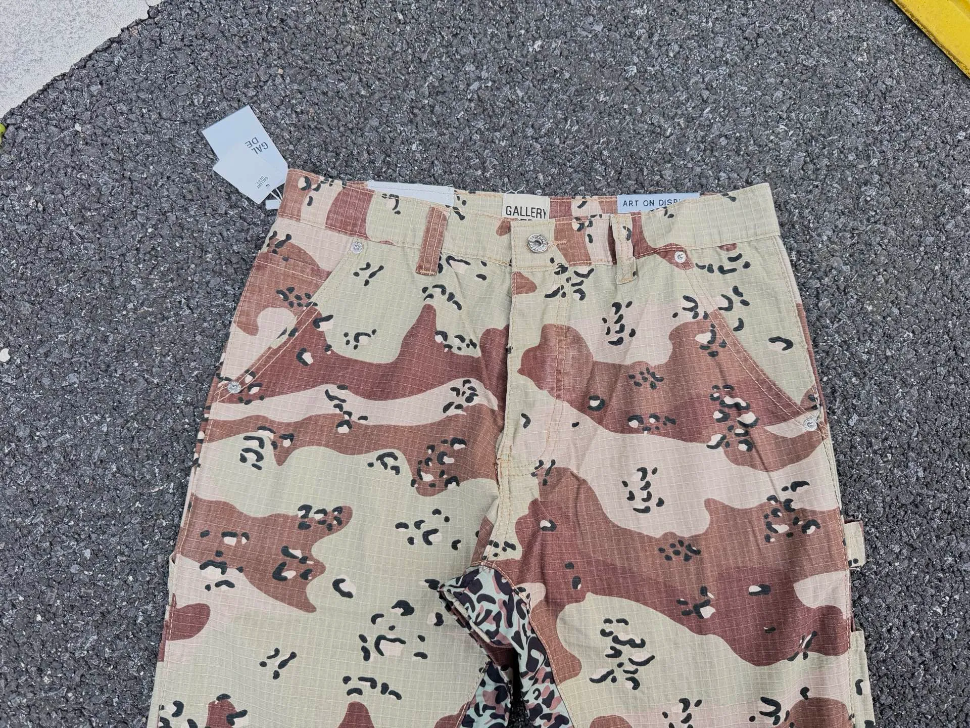 P250💰GA04 GALLERY DEPT. Desert camouflage spliced ​​overalls American high street loose multi-pocket micro-flare casual trousers Code number: 28 30 32 34 36